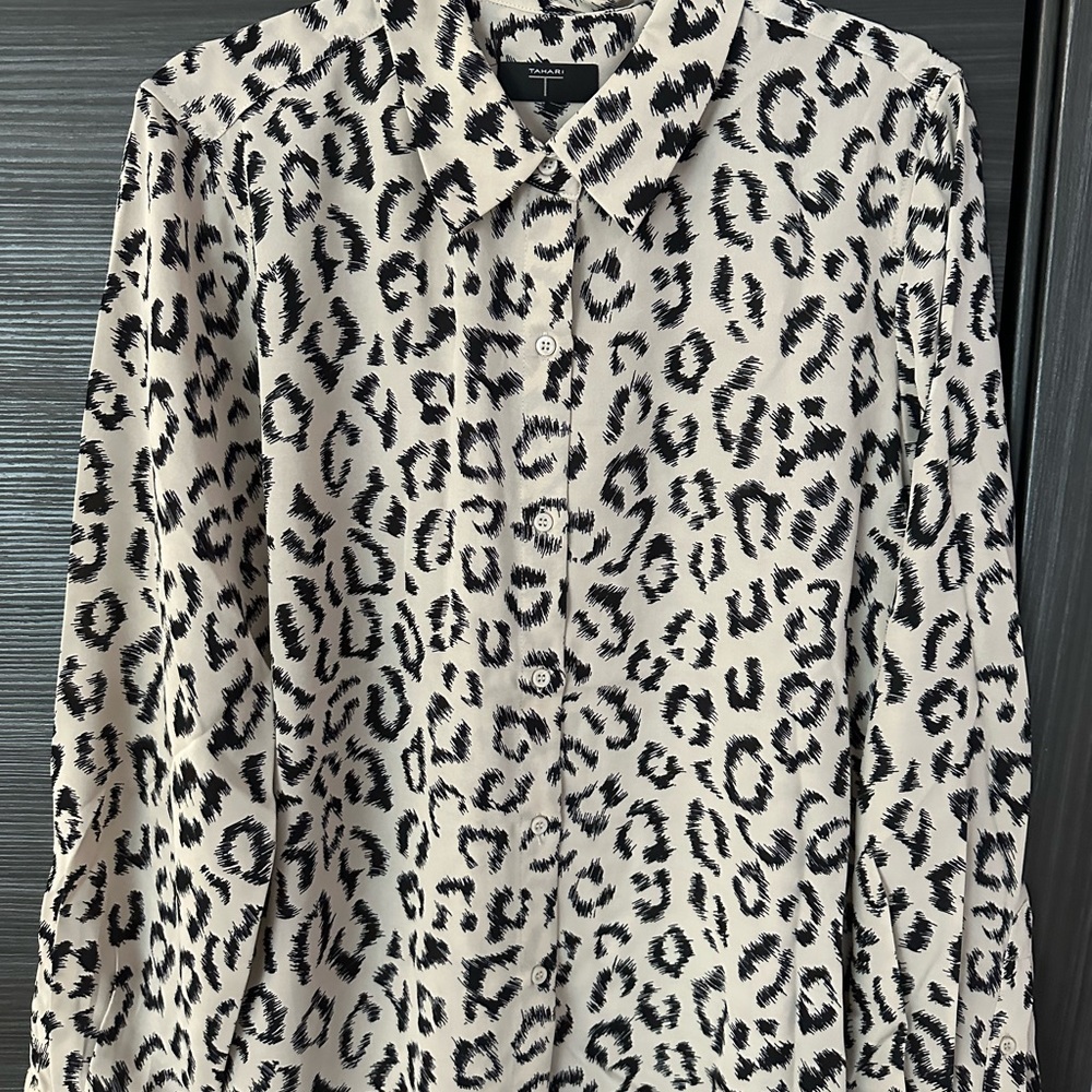 T Tahari Blouse